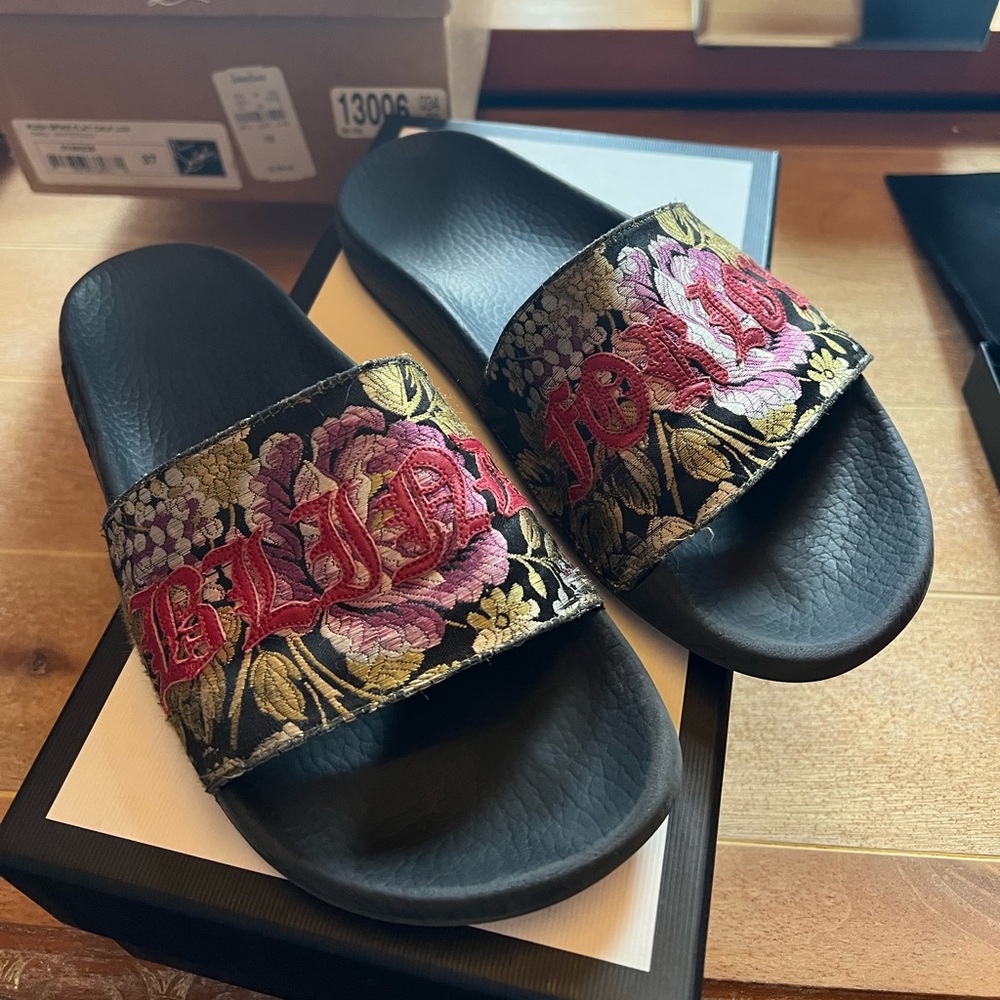 Gucci Blind For Love Slides